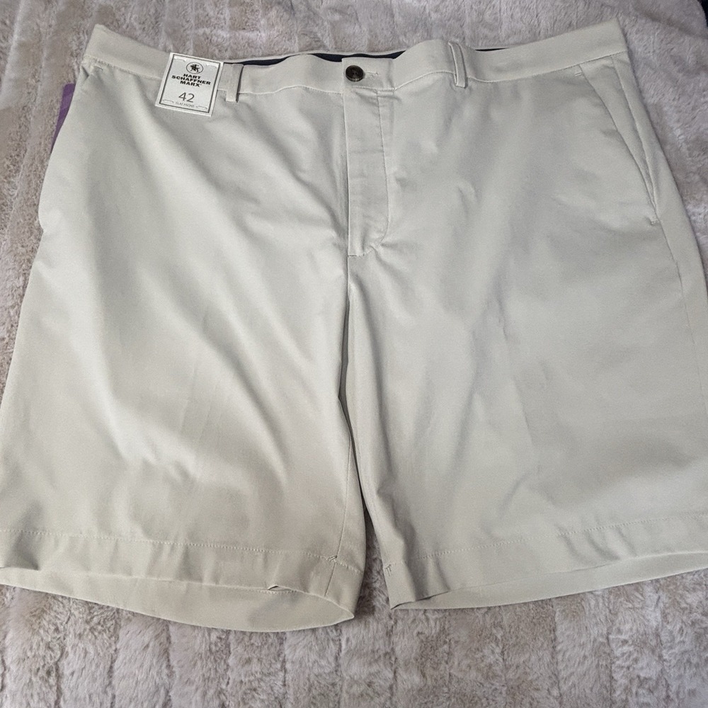 Hart Schaffner Marx Luxury Performance Mens Shorts Size 42 Tan Flat Front NWT‎